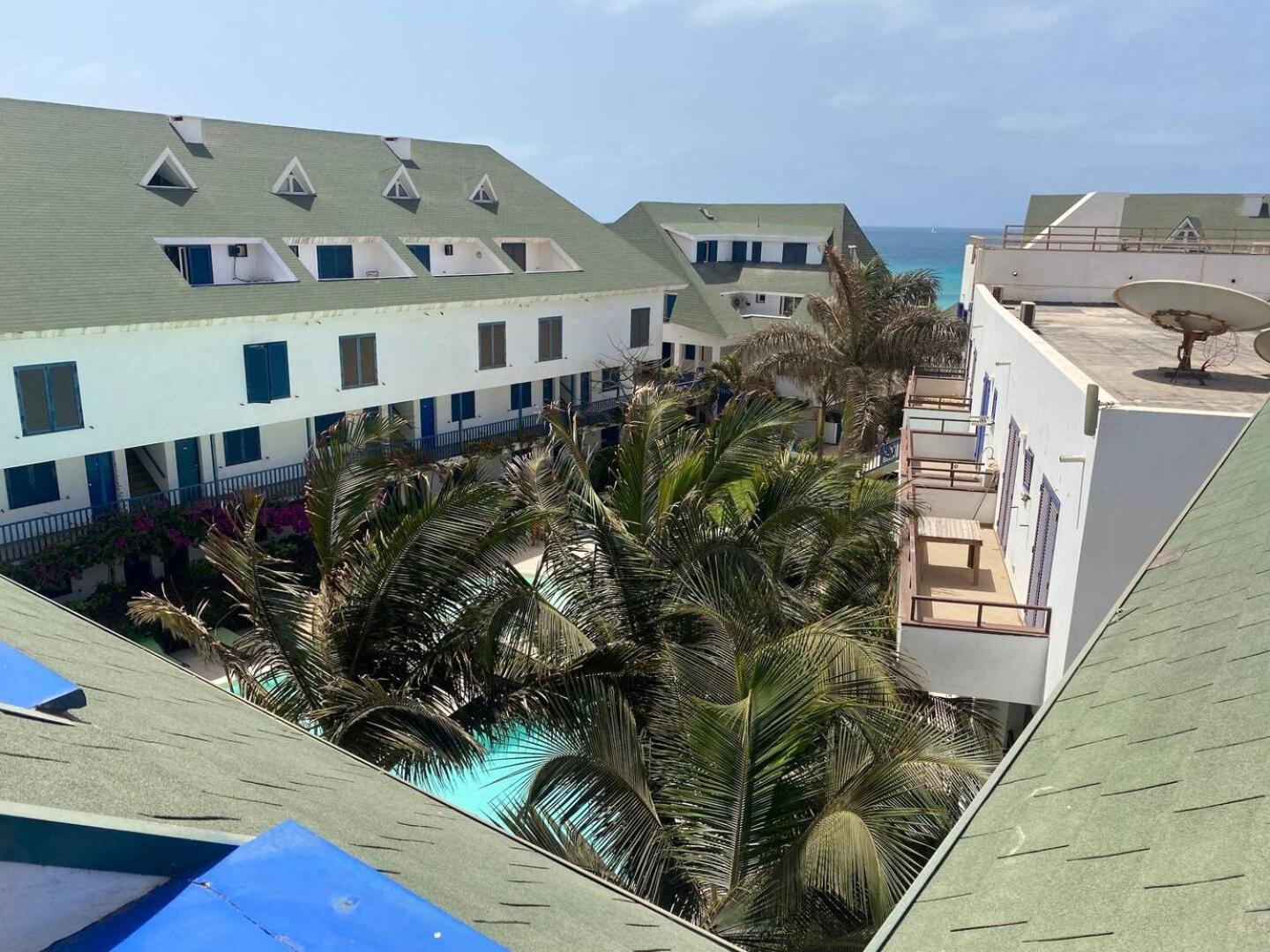 Leme Bedje Two Bedroom - By Bobbywashere Santa Maria Exterior foto